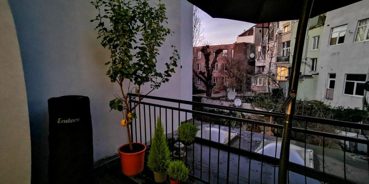 Studio Entier Moderne Et Avec Terrasse Bruxelles